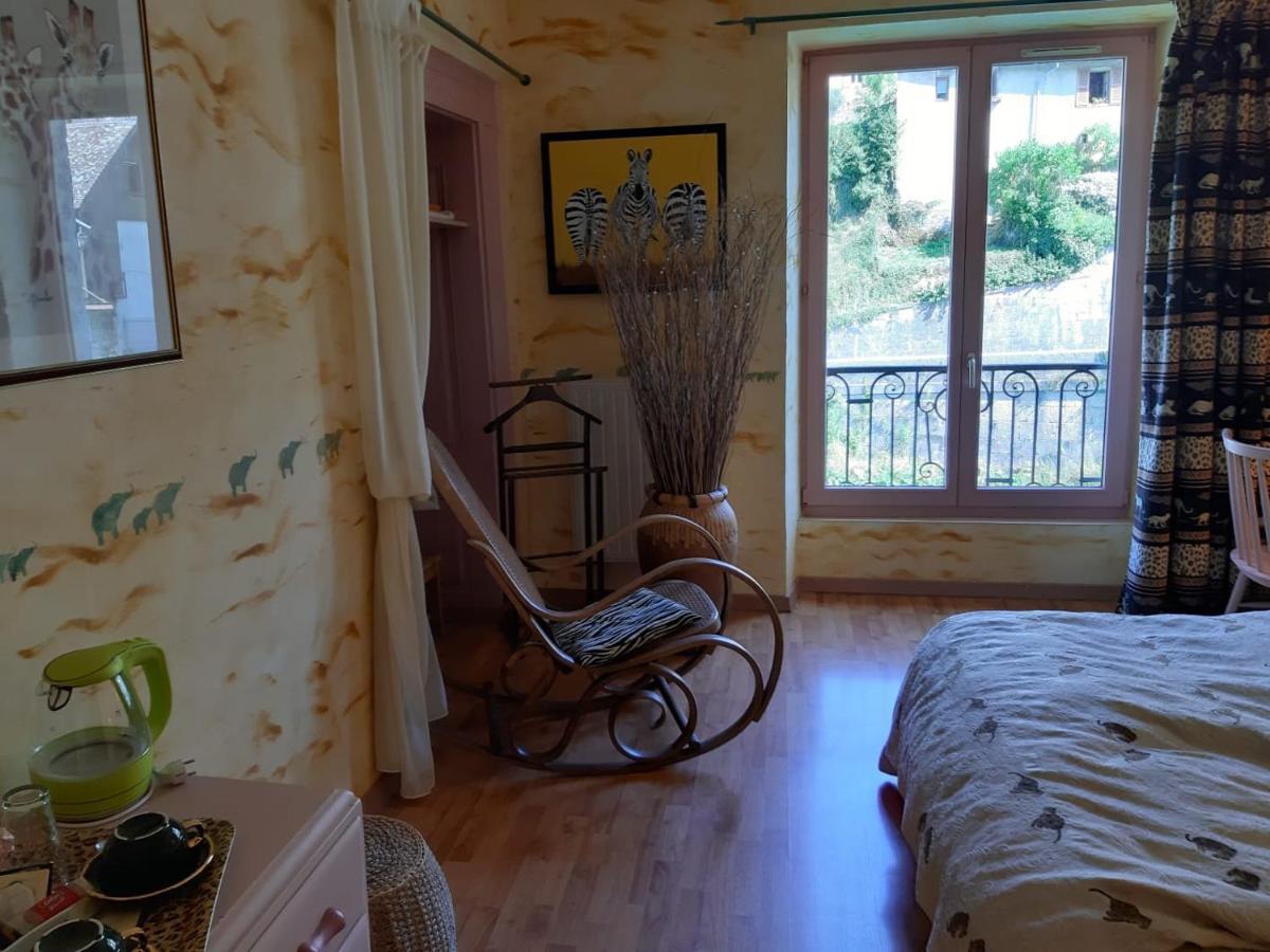 Au Fil De Lods住宿加早餐旅馆 外观 照片