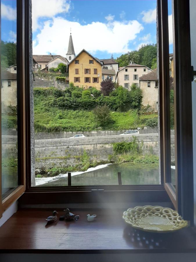 Au Fil De Lods住宿加早餐旅馆 外观 照片