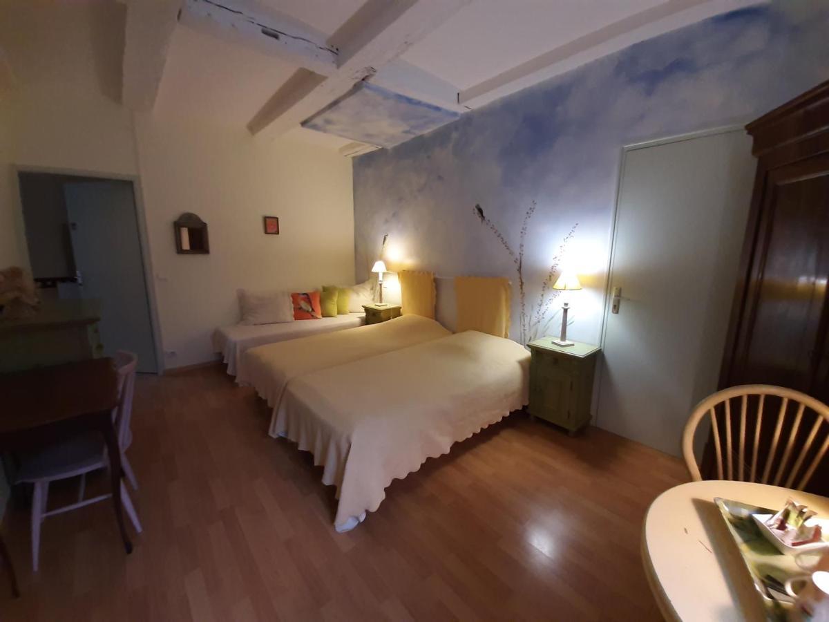 Au Fil De Lods住宿加早餐旅馆 外观 照片